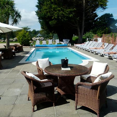 Beachcombers Hotel Grouville Εξωτερικό φωτογραφία