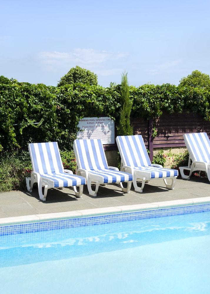 Beachcombers Hotel Grouville Εξωτερικό φωτογραφία