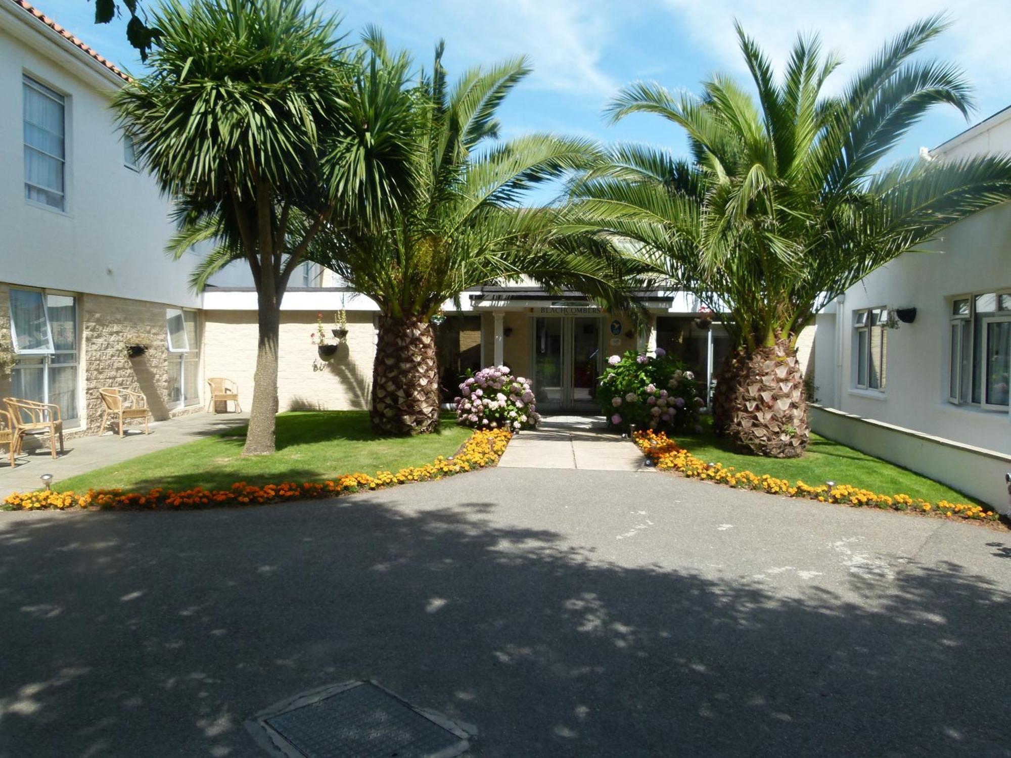 Beachcombers Hotel Grouville Εξωτερικό φωτογραφία