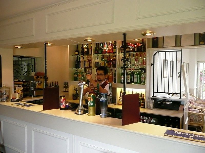 Beachcombers Hotel Grouville Εξωτερικό φωτογραφία
