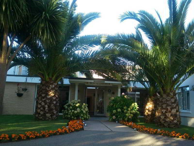 Beachcombers Hotel Grouville Εξωτερικό φωτογραφία